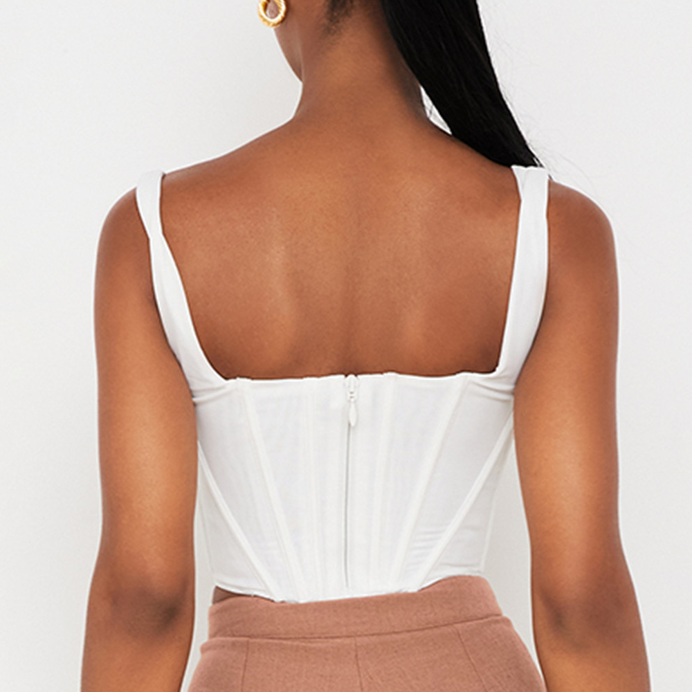 Haut corset blanc vu de dos