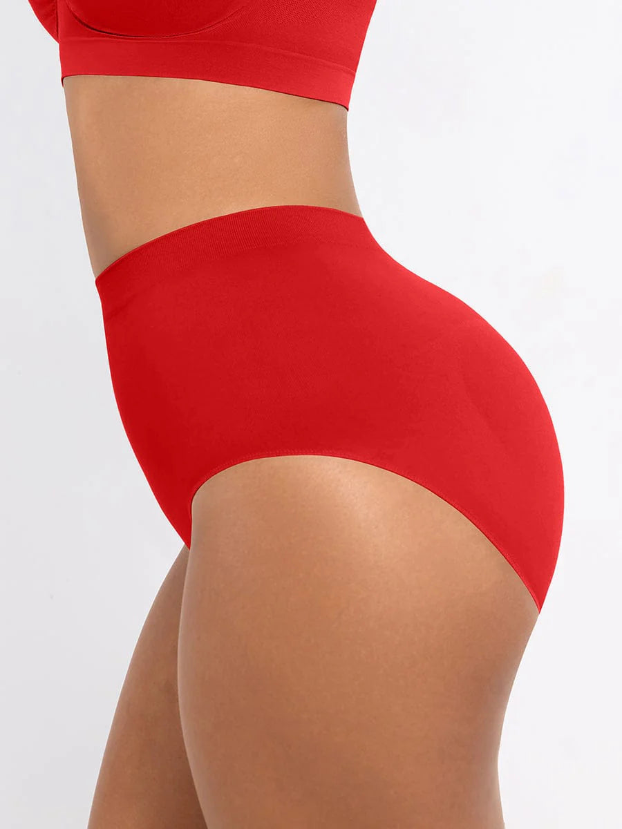 Zoom sur une culotte gainante rouge vue de profil