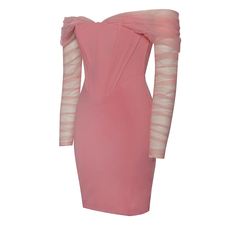 Zoom sur une robe de soirée corset bustier vue de profil
